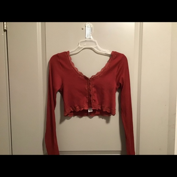 Burgundy Lace Trimmed Crop Sweater Forever 21 M/L - Picture 1 of 5